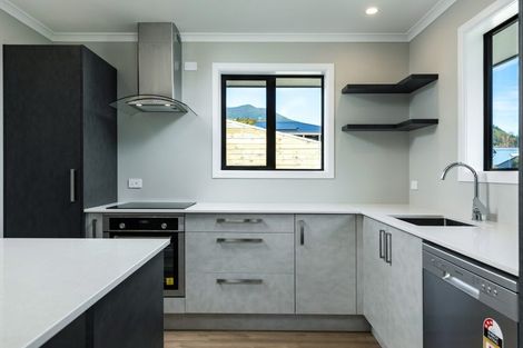 Photo of property in 22 Discovery Way, Waikawa, Picton, 7220