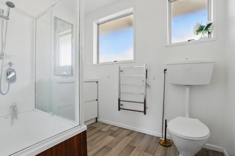 Photo of property in 2/19 Leonie Place, Aranui, Christchurch, 8061