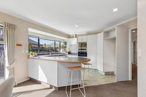 Photo of property in 39 Luculia Drive, Mount Maunganui, 3116