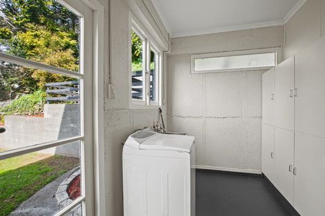 Photo of property in 134d Huatoki Street, Frankleigh Park, New Plymouth, 4310