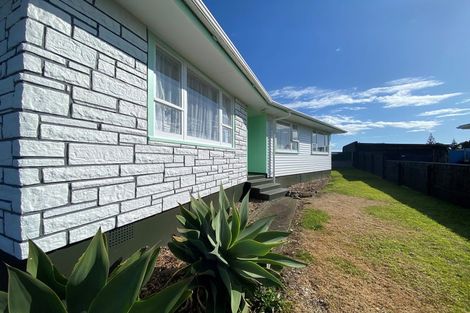 Photo of property in 9 Short Street, Waitara, 4320