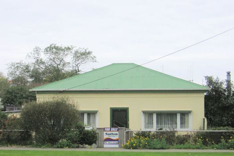 Photo of property in 51a Johnston Street, Foxton, 4814