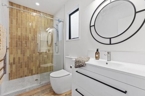 Photo of property in 5 Pekapeka Lane, Poike, Tauranga, 3112