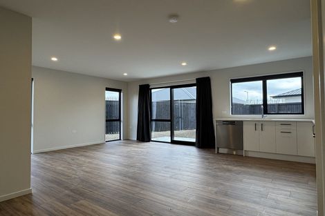 Photo of property in 7/196 Hills Road, Edgeware, Christchurch, 8013