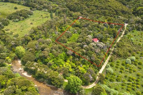 Photo of property in 994 Kennedy Bay Road, Kennedy Bay, Coromandel, 3583