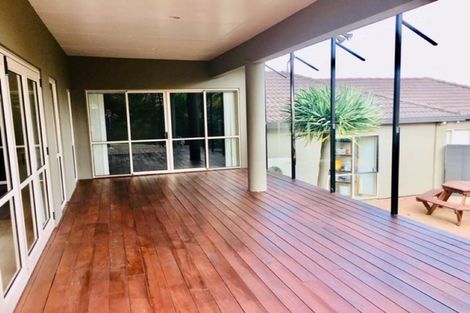 Photo of property in 51 Westerham Drive, Dannemora, Auckland, 2016