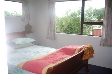 Photo of property in 7 Merida Place, Unsworth Heights, Auckland, 0632