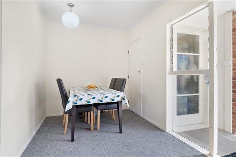 Photo of property in 39 Blakeborough Drive, Forrest Hill, Auckland, 0620