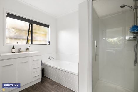 Photo of property in 6b Queen Road, Bellevue, Tauranga, 3110