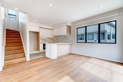 Photo of property in 25b Withers Road, Glen Eden, Auckland, 0602