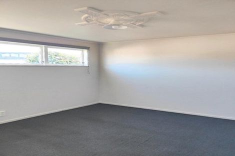 Photo of property in 22 Clendon Place, Manurewa, Auckland, 2102