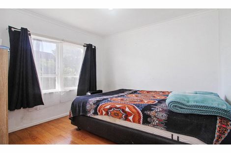 Photo of property in 5/17 Swanson Road, Henderson, Auckland, 0610