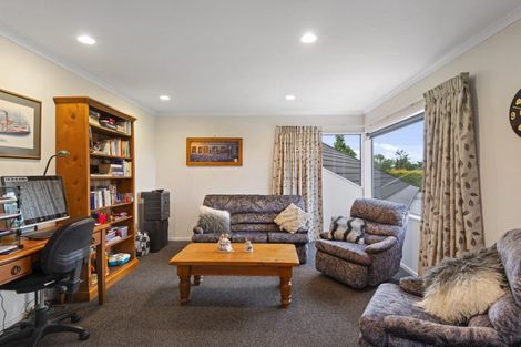 Photo of property in 77 Horndon Street, Darfield, 7571