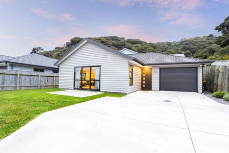 Photo of property in 17 Moonsail Drive, Whitby, Porirua, 5024