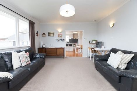 Photo of property in 4 Dover Road, St Andrews, Hamilton, 3200