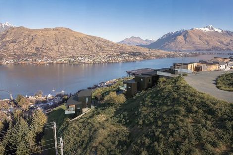 Photo of property in 88 Middleton Road, Queenstown Hill, Queenstown, 9300