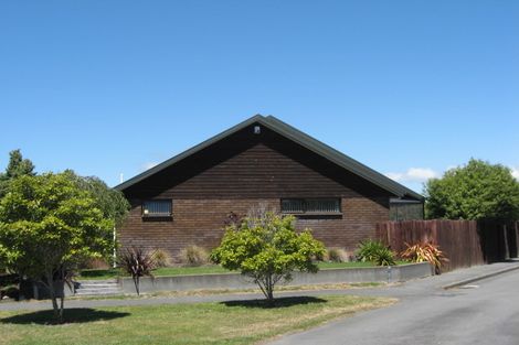 Photo of property in 18 Arden Place, Parklands, Christchurch, 8083