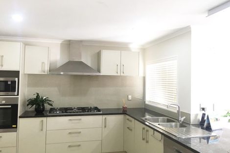 Photo of property in 144 Flat Bush School Road, Flat Bush, Auckland, 2019