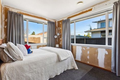 Photo of property in 25 Barnes Road, Redwood, Christchurch, 8051