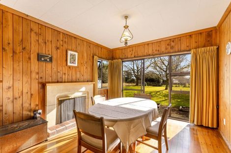 Photo of property in 76 Tawa Road, Kumeu, 0891