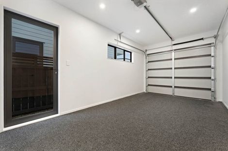 Photo of property in 27 Whiteywood Street, Westgate, 0814