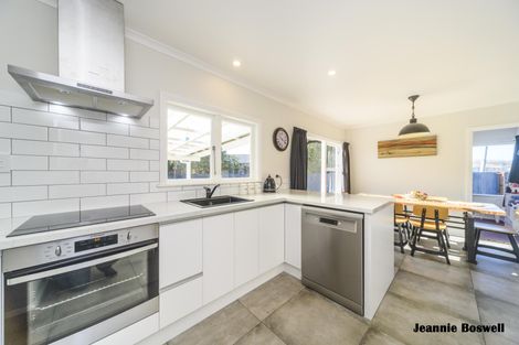 Photo of property in 9 Tingey Place, Awapuni, Palmerston North, 4412