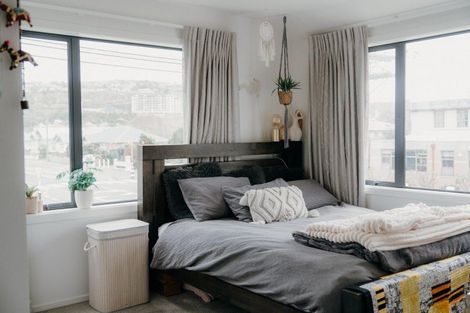 Photo of property in 1a Kings Avenue, South Dunedin, Dunedin, 9012