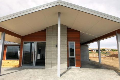 Photo of property in 51 Silverton Road, Poraiti, Napier, 4182