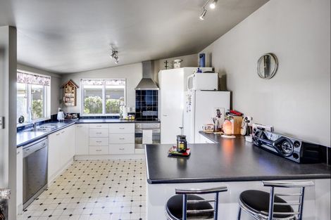 Photo of property in 707 Saint Aubyn Street West, Saint Leonards, Hastings, 4120