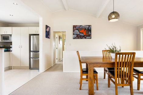 Photo of property in 1/89 Knights Road, Rothesay Bay, Auckland, 0630