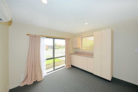 Photo of property in 130 Saint Johns Street, Bromley, Christchurch, 8062