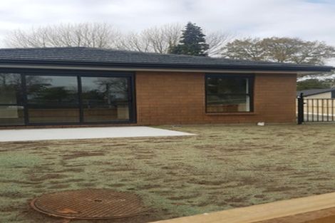 Photo of property in 1/12 Keitha Place, Glenview, Hamilton, 3206