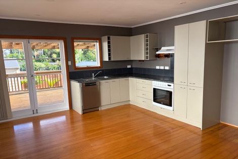 Photo of property in 15 Dakota Avenue, Beach Haven, Auckland, 0626