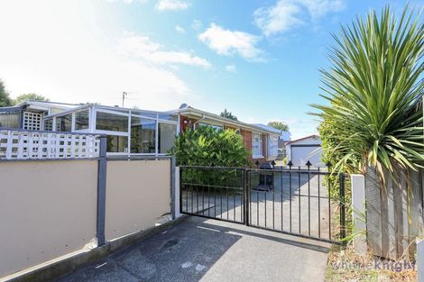 Photo of property in 4 Haynes Avenue, Upper Riccarton, Christchurch, 8041