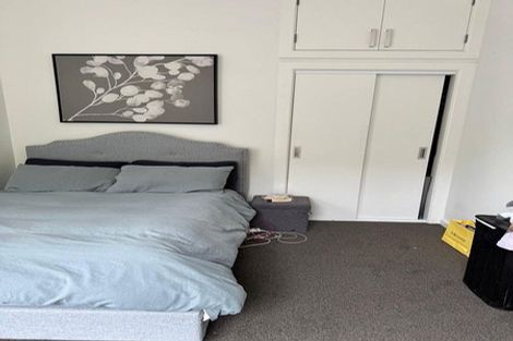 Photo of property in 25 Sugarloaf Road, Brooklyn, Wellington, 6021