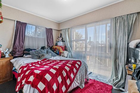 Photo of property in 2 Sequoia Crescent, Owhata, Rotorua, 3010