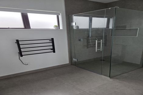 Photo of property in 19a Braemar Road, Rothesay Bay, Auckland, 0630