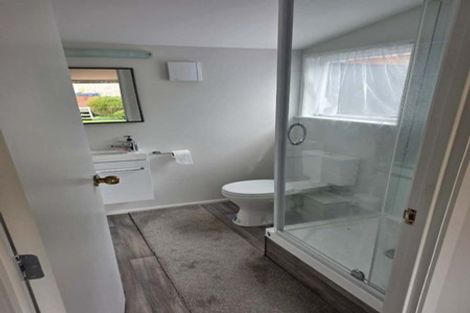 Photo of property in 11 Arosa Place, Forrest Hill, Auckland, 0620