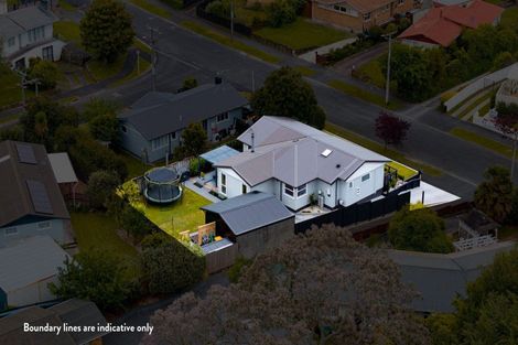 Photo of property in 22 Te Anau Place, Glenview, Hamilton, 3206