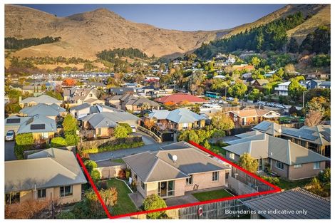 Photo of property in 7 Hamlet Lane, Heathcote Valley, Christchurch, 8022