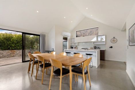 Photo of property in 35 Jacks Point Rise, Jacks Point, Queenstown, 9371