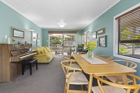 Photo of property in 2/54 Killarney Avenue, Torbay, Auckland, 0630