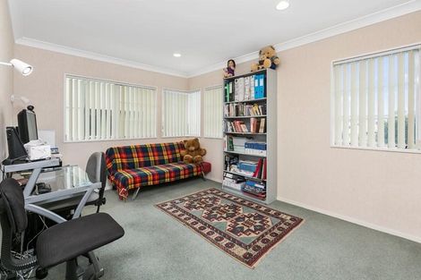 Photo of property in 23a Sunbrae Grove, Mount Maunganui, 3116