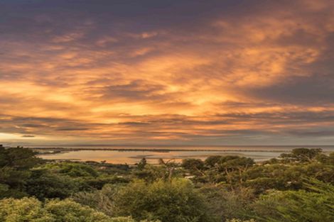 Photo of property in 170 Mount Pleasant Road, Mount Pleasant, Christchurch, 8081