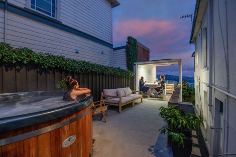 Photo of property in 422 Highgate, Roslyn, Dunedin, 9010