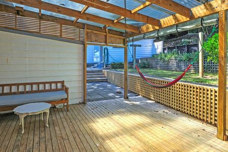 Photo of property in 324 Thames Coast Sh25 Road, Thornton Bay, Thames, 3575