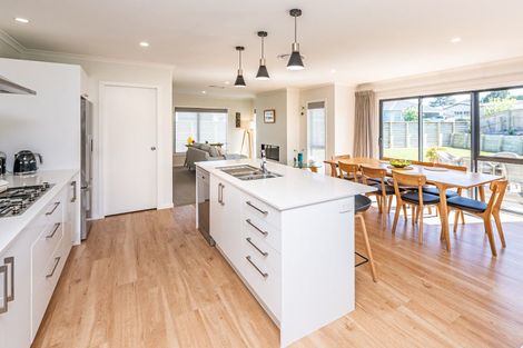 Photo of property in 25 Tirimoana Place, Otamatea, Whanganui, 4501