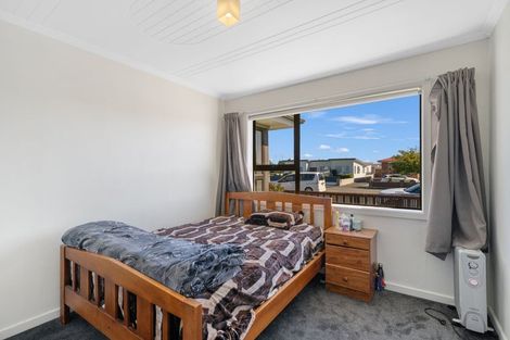 Photo of property in 93 Regent Street, Newfield, Invercargill, 9812