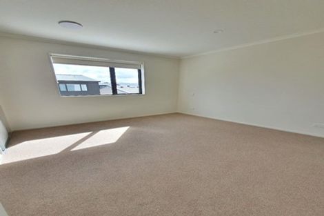 Photo of property in 51 Periko Way, Takanini, 2112