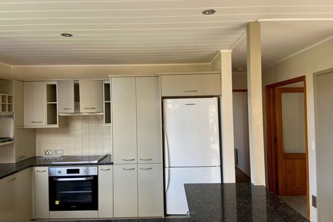 Photo of property in 20a Otakau Road, Milford, Auckland, 0620